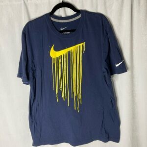 Men Nike Short Sleeve Shirt Size XL